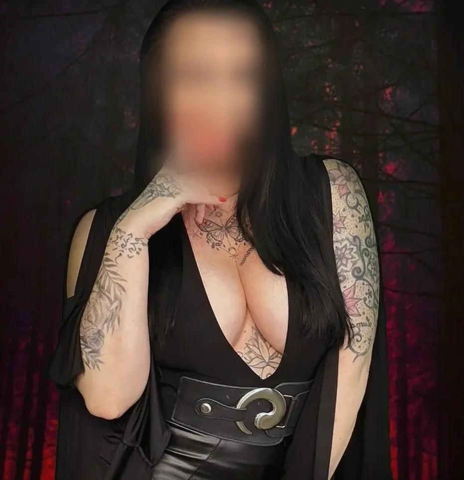 Ela, 39